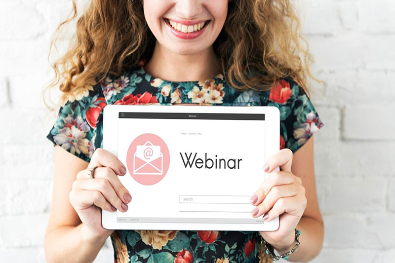 چگونه برای وبینار خود نام جذاب انتخاب کنیم؟ + مثال
